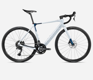 Orbea Gain M40 - 2025 | Halo Silver (Matt) - Blue Carbon View (Gloss